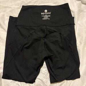 90 Degree by Reflex XS Black w/ Side Pockets (Capri Length)